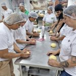 Goodbom supermercados lança a escola de padaria para promover o desenvolvimento interno e a valorização de talentos