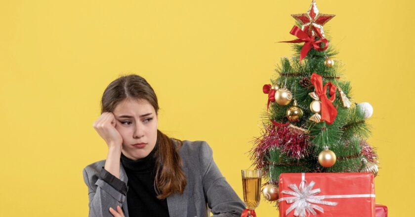 “Por que eu não dei conta do que prometi em janeiro?”: especialista explica impacto emocional do mês de dezembro