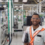 Engenheiro brasileiro lidera projetos de engenharia industrial na transição para a manufatura avançada nos Estados Unidos