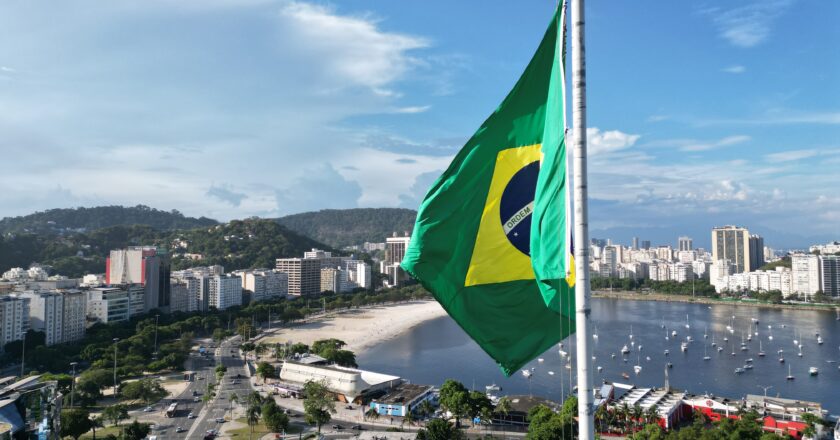 ONG afirma que Brasil desempenha papel fundamental na defesa dos direitos humanos em meio a ataques globais