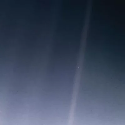 Qual seria o cenário capturado pela câmera da sonda Voyager se fosse ativada agora?