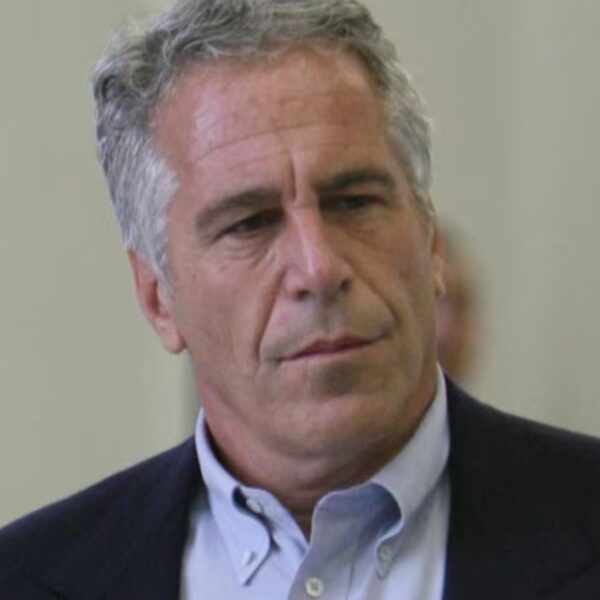 Luciana Gimenez desmente qualquer envolvimento com Epstein e esclarece menção em documento financeiro