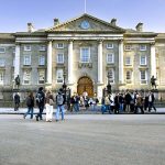 IE Intercâmbio firma parceria com instituição irlandesa e amplia acesso de brasileiros a universidades na Europa