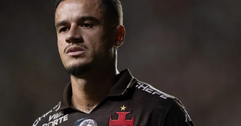 Philippe Coutinho recusa proposta concreta da MLS após saída do Vasco e pensa em aposentadoria.