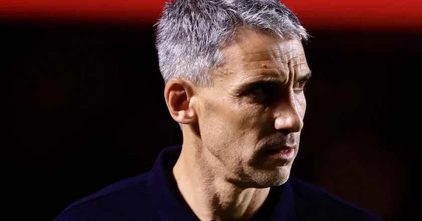 Santos intensifica cobranças a Vojvoda com reforços e espera reação rápida