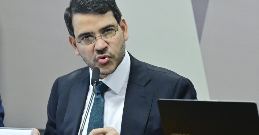 A tática de Messias para enfrentar a oposição na CCJ