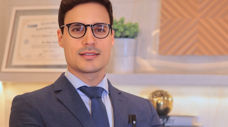 Lifting Facial com Dr. Adriano Fernandes: Rejuvenescimento com Resultados Naturais