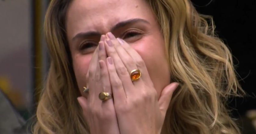 Ana Paula Renault conquista o título de campeã do BBB 26 com impressionantes 75,94% dos votos.