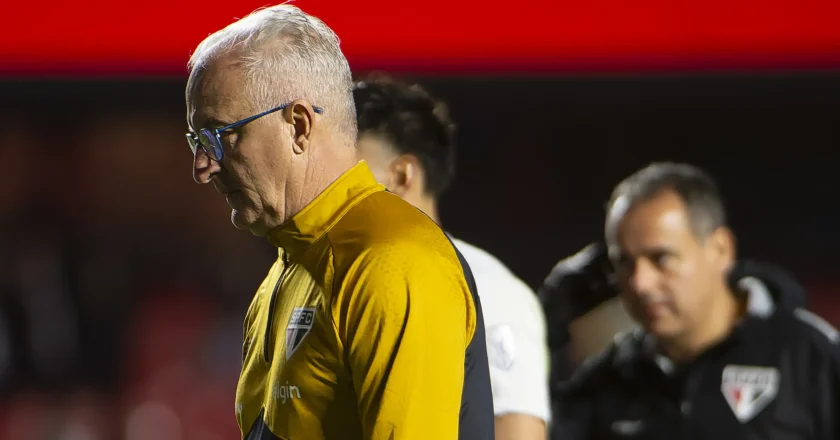 Dorival destaca falhas importantes após estreia do São Paulo em empate no Morumbi