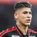 Carrascal: O Caminho para a Titularidade no Flamengo Após Controvérsia da Expulsão Contra o Palmeiras
