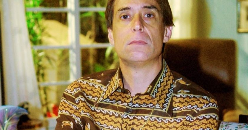 Retorno de Agostinho Carrara: Pedro Cardoso encanta fãs com reencontro inesperado!