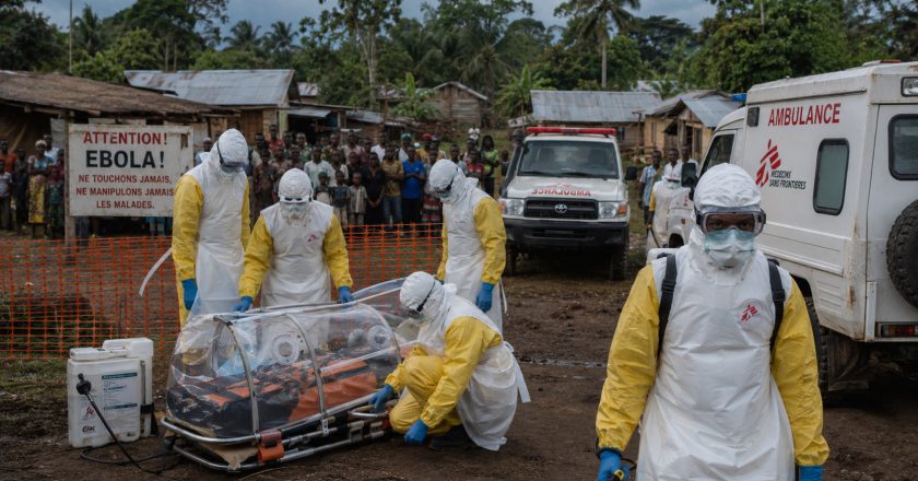 Retorno da variante Bundibugyo do ebola no Congo acende alerta entre autoridades globais
