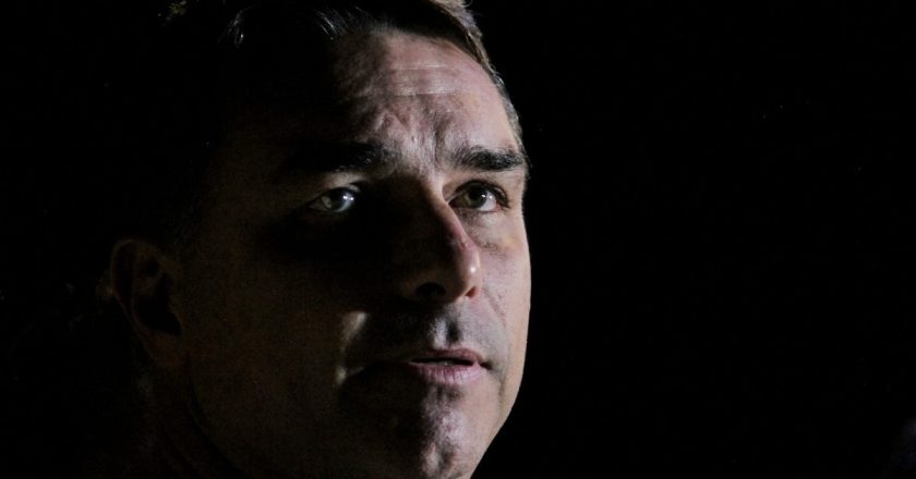 Movimento na Direita: Figuras Políticas se Reorganizam Após a Crise de Flávio