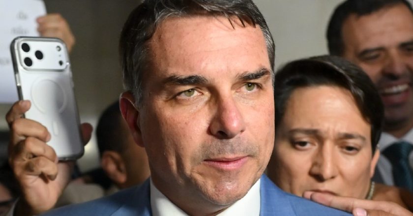 Estratégias do bolsonarismo para superar a crise Flávio-Vorcaro