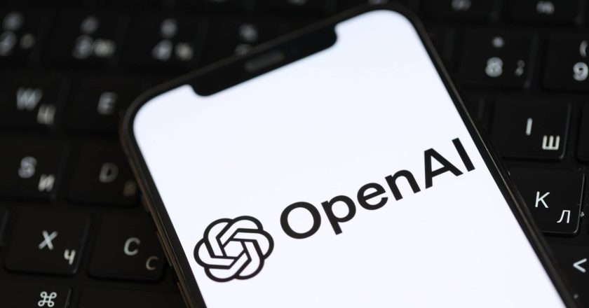 Descubra o investimento de mais de R$ 1 bilhão da OpenAI para mitigar os efeitos da IA no mercado de trabalho