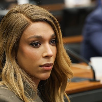A polêmica provocada por Erika Hilton no PSOL em meio à disputa pelo fundo eleitoral