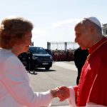 Rainha desafia convenções durante audiência com o Papa Leão XIV