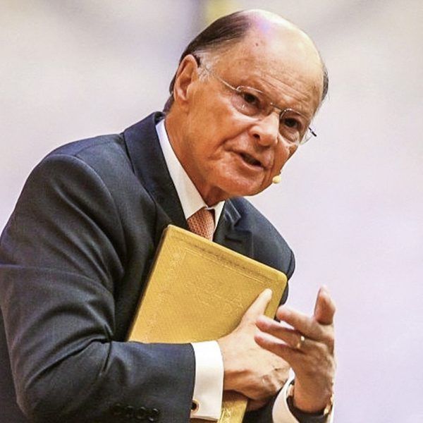 A cobertura da polêmica envolvendo o banco de Edir Macedo pela emissora do próprio empresário