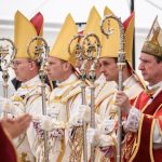 Grupo ultraconservador desafia novamente o Papa e recorre de decisão do Vaticano