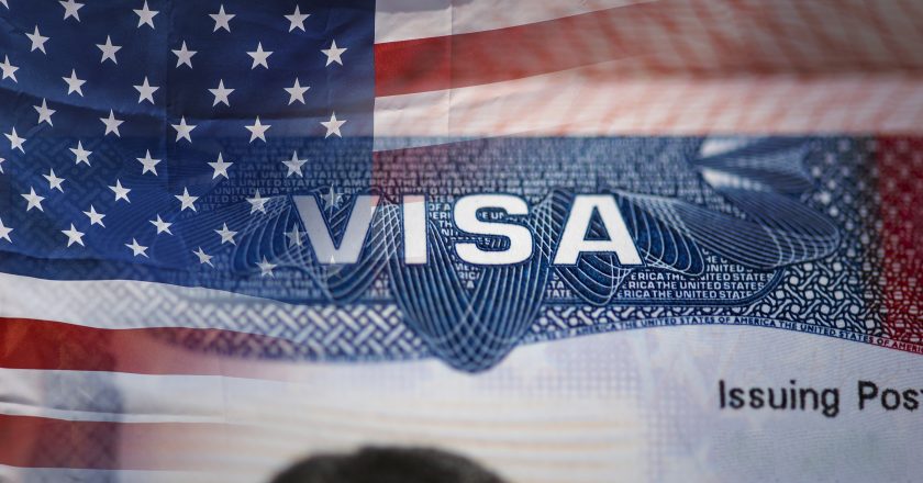 Novo serviço permite que turistas acelerem visto para os EUA por quase R$ 4 mil a partir de hoje; veja mais detalhes