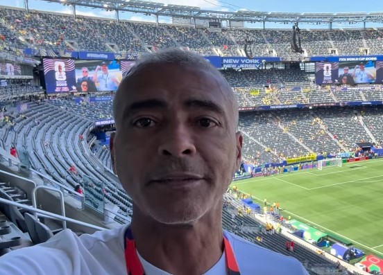 Romário ajusta salário na Copa, aliviando críticas, mas intensifica tensões no PL