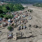 Causas da inundação relâmpago revelam tragédia: 160 vidas perdidas no Nepal e Tibete