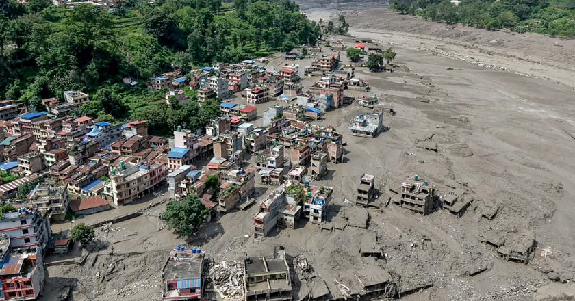 Causas da inundação relâmpago revelam tragédia: 160 vidas perdidas no Nepal e Tibete