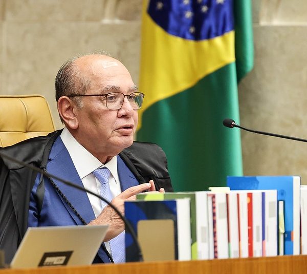 Gilmar lança críticas sutis a Mendonça em tributo a Fachin