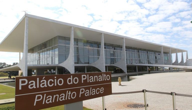 Justiça veta divulgações de servidor do Planalto que alimentou rumores sobre Nossa Senhora