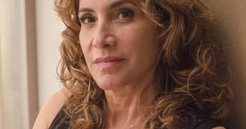 Totia Meireles recorda situações de assédio no início da trajetória profissional: “Era algo considerado comum