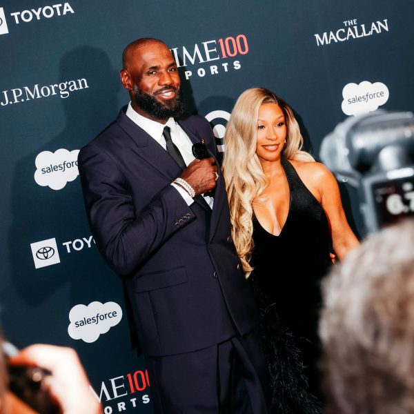 Motivos que impedem a esposa de LeBron James de acompanhar o astro em Nova York