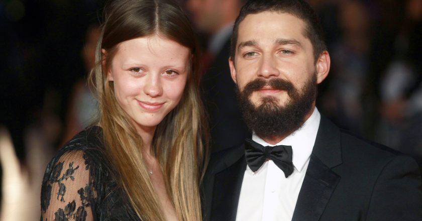 Mia Goth solicita separação de Shia LaBeouf após relação conturbada